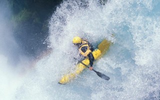 竞彩网官方-周三016巅峰德比！英联杯半决赛首回合，蓝桥背水一战，枪手九场不败锐气逼人，定位球对决与萨卡闪耀成胜负手